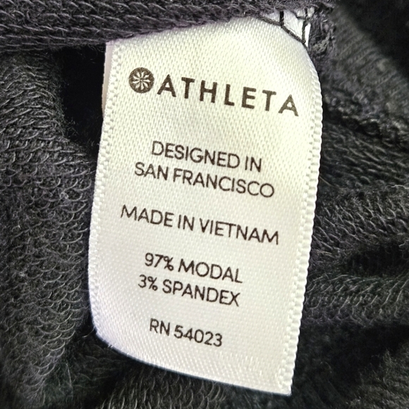 Athleta Cut Out Ribbed Crewneck Sweater in Black Size Large - Picture 6 of 8